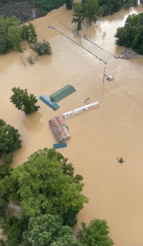 W.Va. Guard aviation team performs rescue operations for a dozen Kentuckians during initial response to severe flooding
