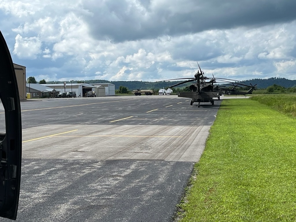 W.Va. Guard aviation team performs rescue operations for a dozen Kentuckians during initial response to severe flooding