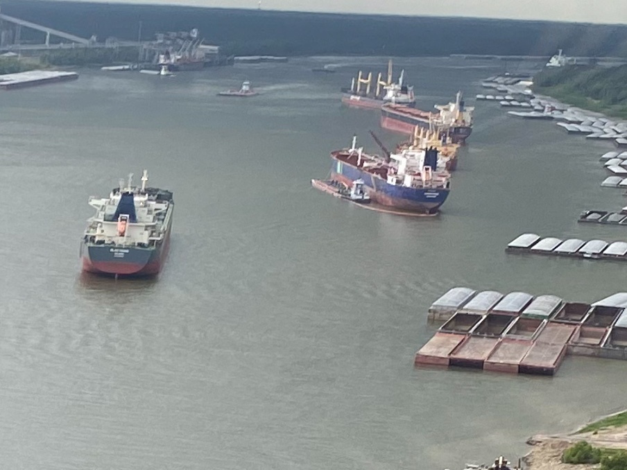 Coast Guard responds to oil discharge near Kenner, La.