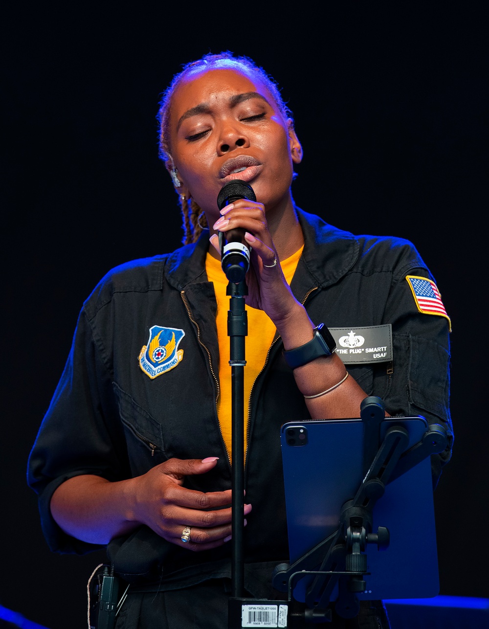 Air Force Band of Flight rocks at the Fraze