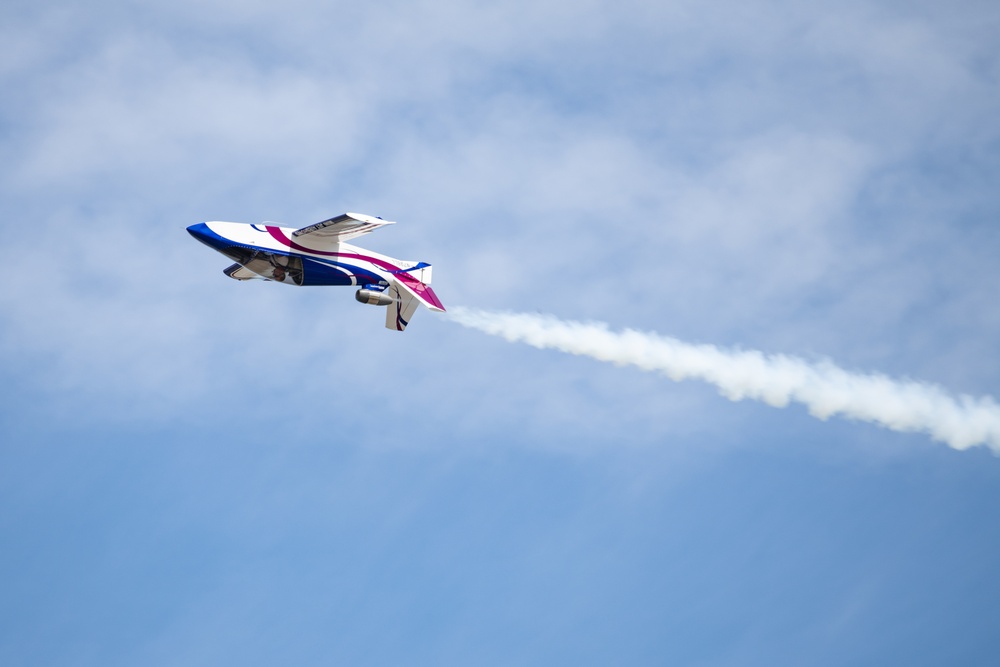 Arctic Thunder Open House fills the skies over Alaska