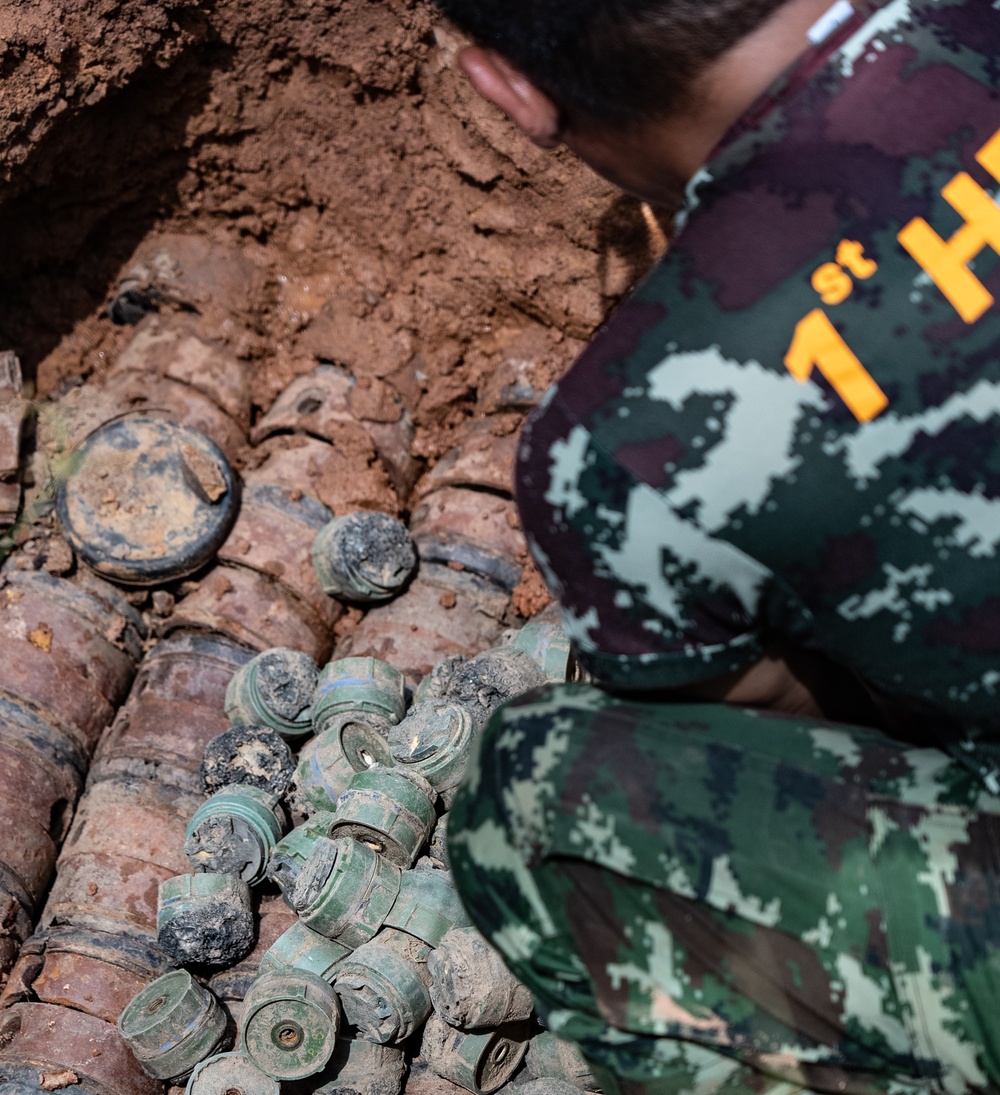 HMA Thailand 22 | Royal Thai and U.S. Marine EOD technicians conduct large scale disposals