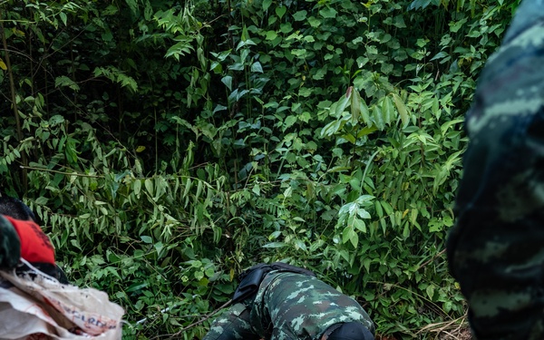 HMA Thailand 22 | Royal Thai and U.S. Marine EOD technicians conduct large scale disposals