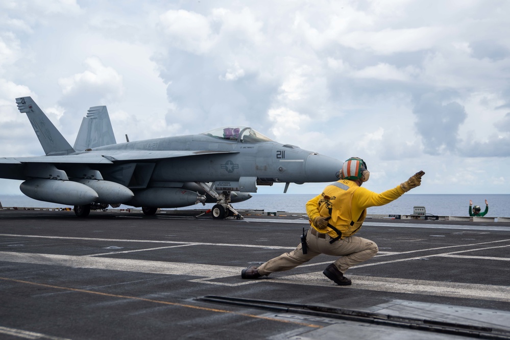 USS Ronald Reagan (CVN 76) conducts flight operations