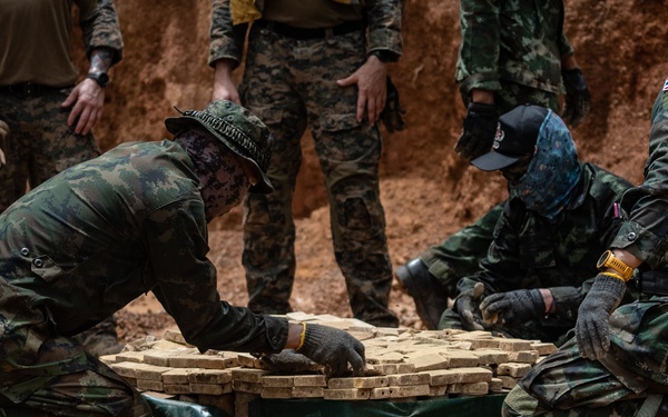 HMA Thailand 22 | Royal Thai and U.S. Marine EOD technicians conduct large scale disposals