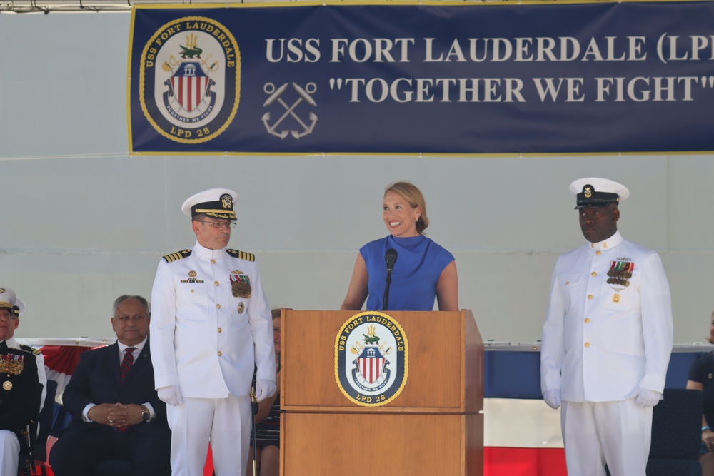 USS Fort Lauderdale (LPD 28) Commissions