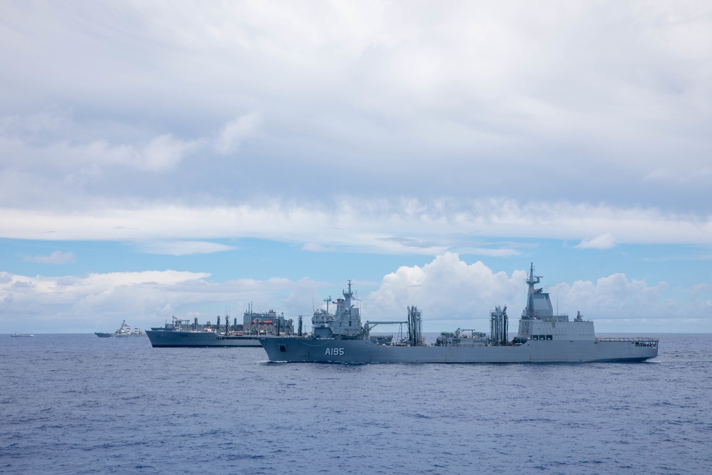 DVIDS - Images - RIMPAC 2022 Fleet Sails In Formation [Image 10 Of 10]