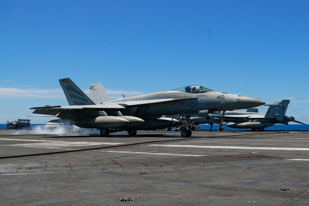 USS Abraham Lincoln Conducts Flight Operations during RIMPAC 2022