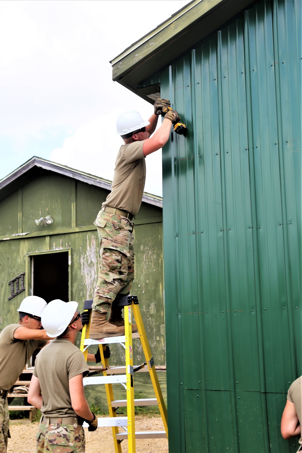 Army Reserve's 389th Engineer Company Soldiers build skills supporting troop project at Fort McCoy