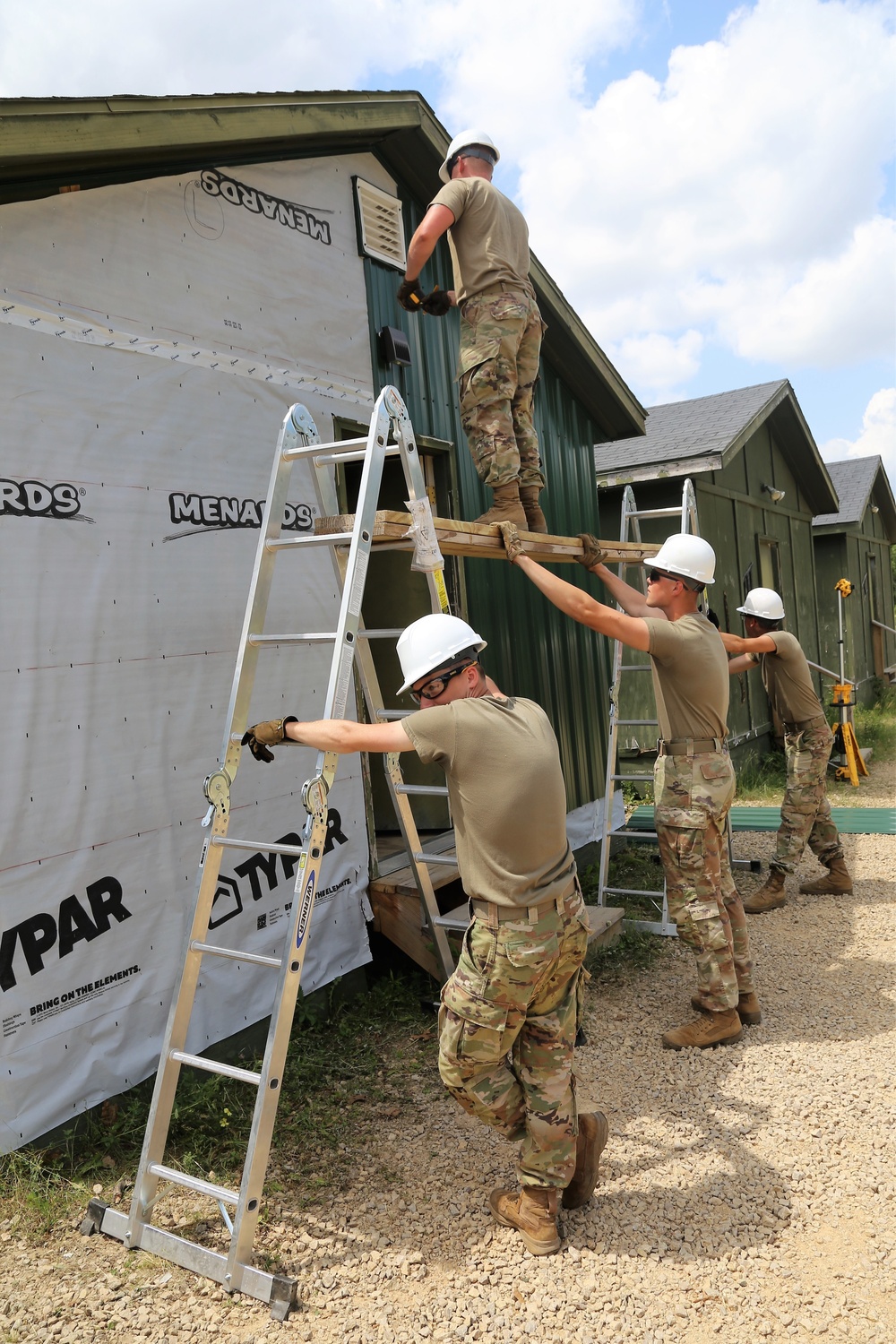 Army Reserve's 389th Engineer Company Soldiers build skills supporting troop project at Fort McCoy