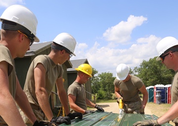 Photo Essay: Army Reserve's 389th Engineer Company Soldiers build skills supporting troop project at Fort McCoy