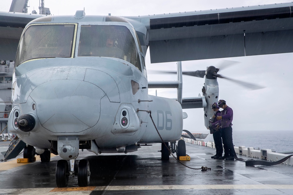 VMM-262 Reinforced V-22 Osprey's Operate aboard USS Tripoli (LHA 7)