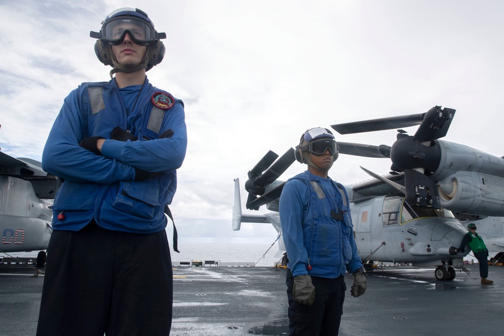 VMM-262 Reinforced V-22 Osprey's Operate aboard USS Tripoli (LHA 7)