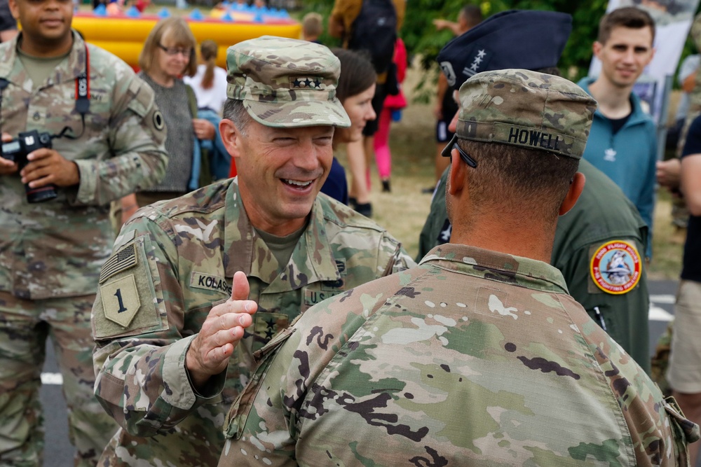 Iron Brigade, 4ID and 1ID Participate in military picnic in Poland