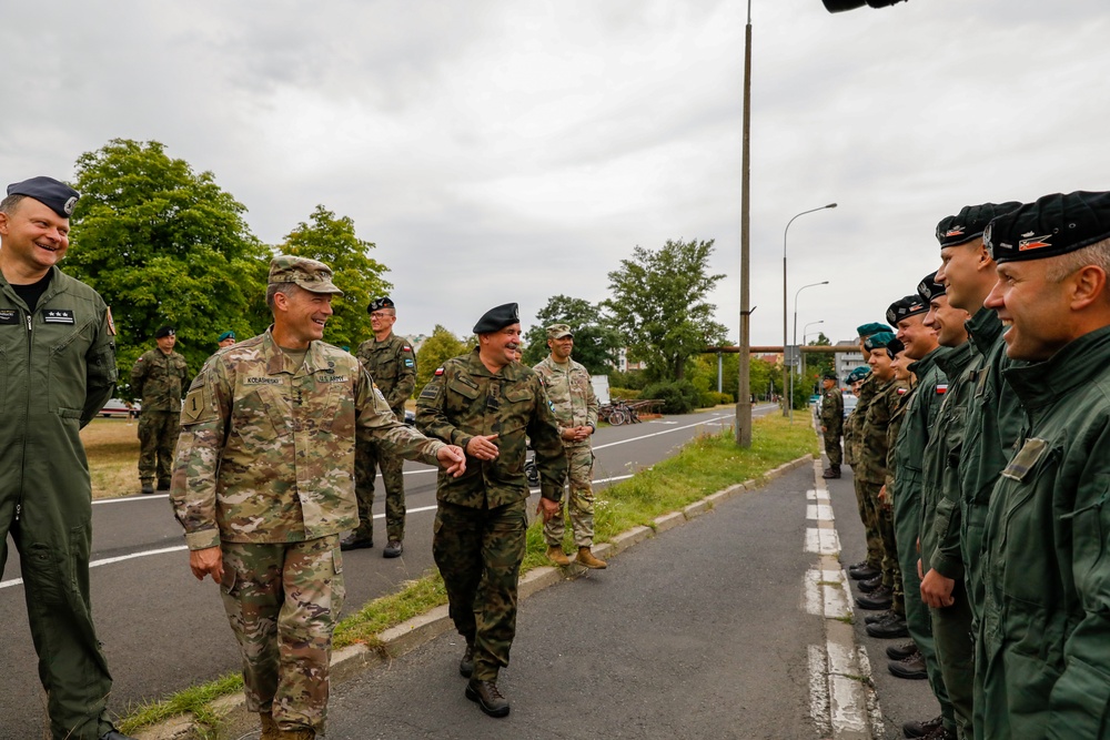 Iron Brigade, 4ID and 1ID Participate in military picnic in Poland