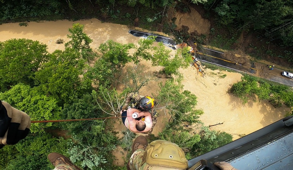 Kentucky National Guard Responds to Eastern Kentucky Floods