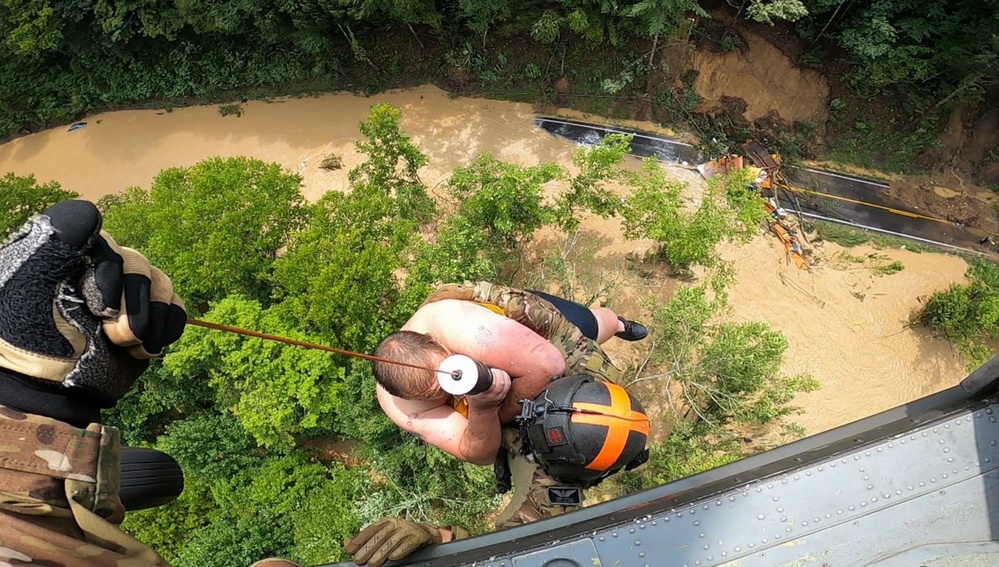 Kentucky National Guard Responds to Eastern Kentucky Floods