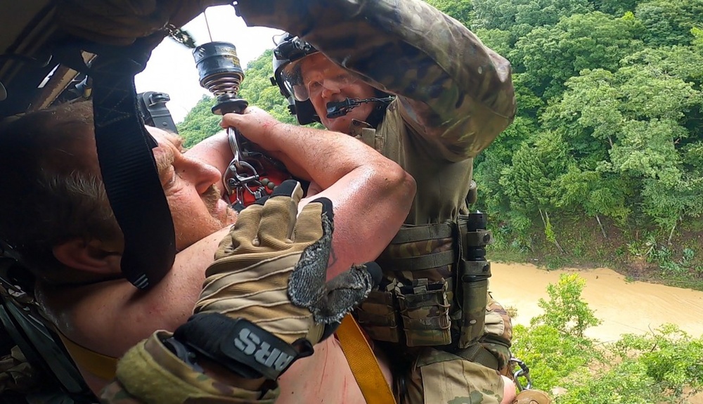 Kentucky National Guard Responds to Eastern Kentucky Floods