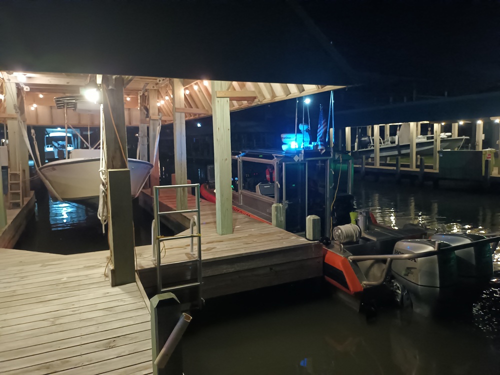 Coast Guard, partner agency rescue 6 after vessel collision near Goat Island, Texas