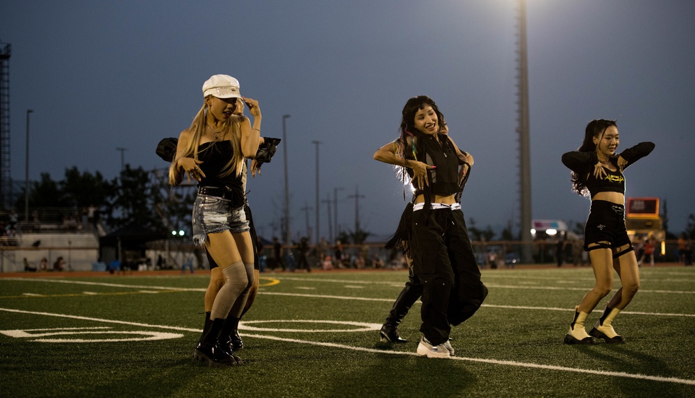 Legends Soccer Match - La Chica Halftime Performance