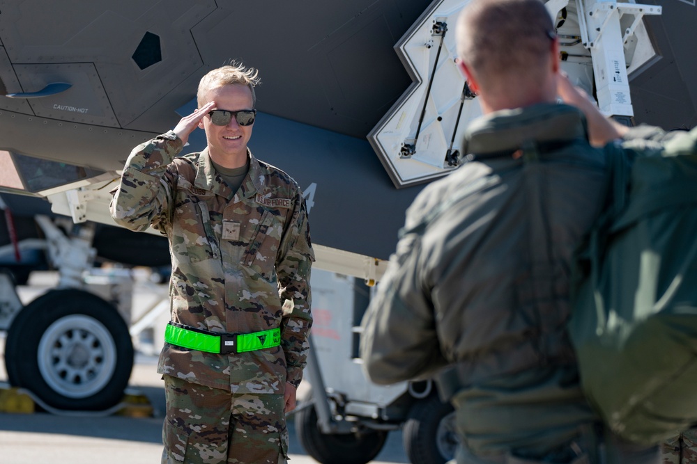 F-35 maintainers keep Lightning ready during exercise PR22