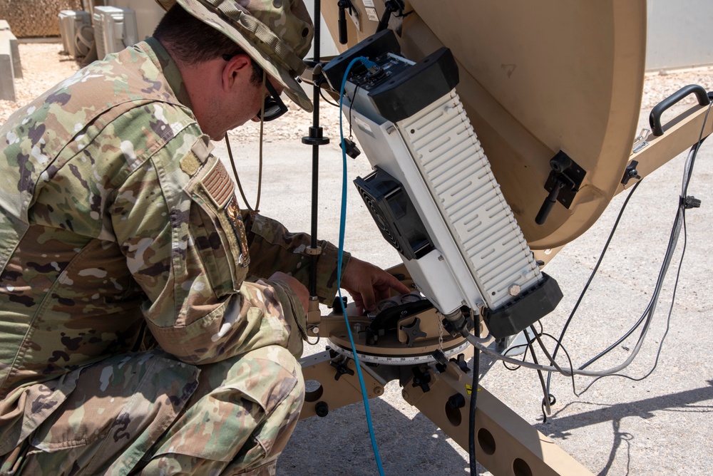Communications Fly Away Kit enhances 332d Air Expeditionary Squadron capabilities