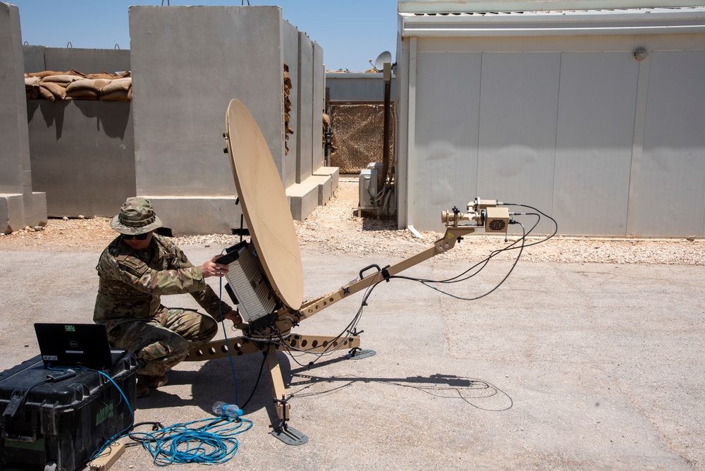 Communications Fly Away Kit enhances 332d Air Expeditionary Squadron capabilities