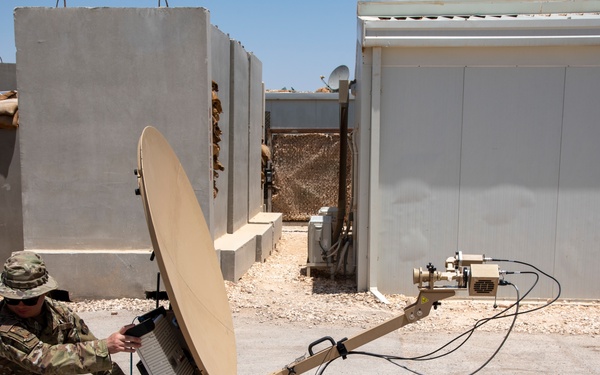 Communications Fly Away Kit enhances 332d Air Expeditionary Squadron capabilities