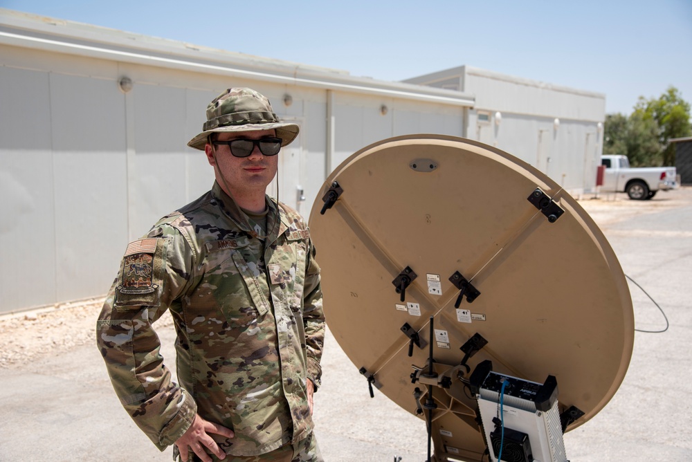Communications Fly Away Kit enhances 332d Air Expeditionary Squadron capabilities
