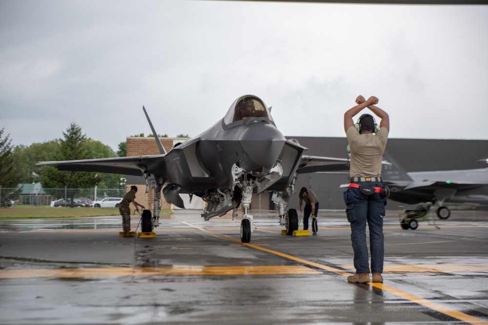 Airmen Begin Returning Home