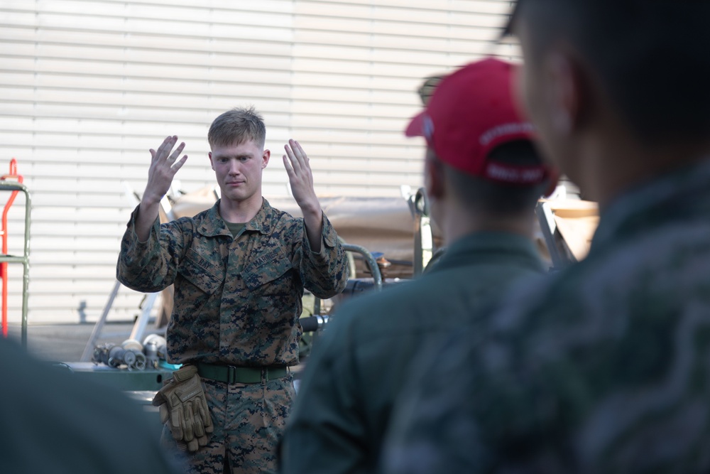 U.S. and ROK Marines Train Together