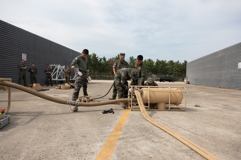 U.S. and ROK Marines Train Together