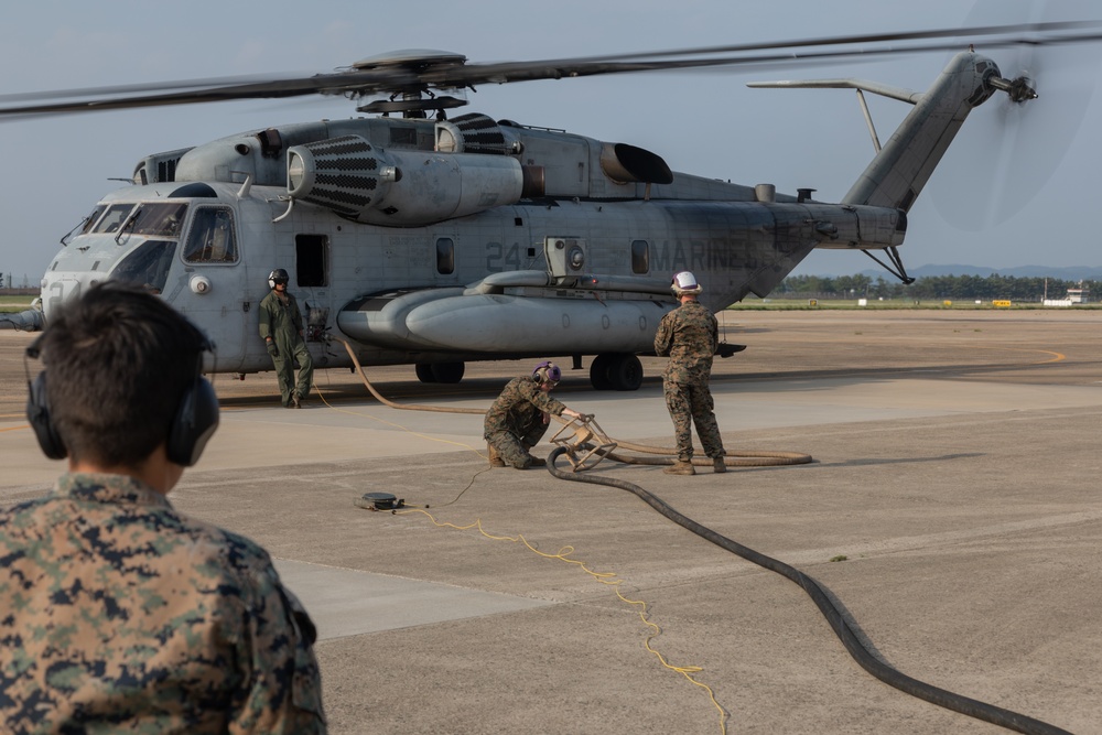 U.S. and ROK Marines Train Together