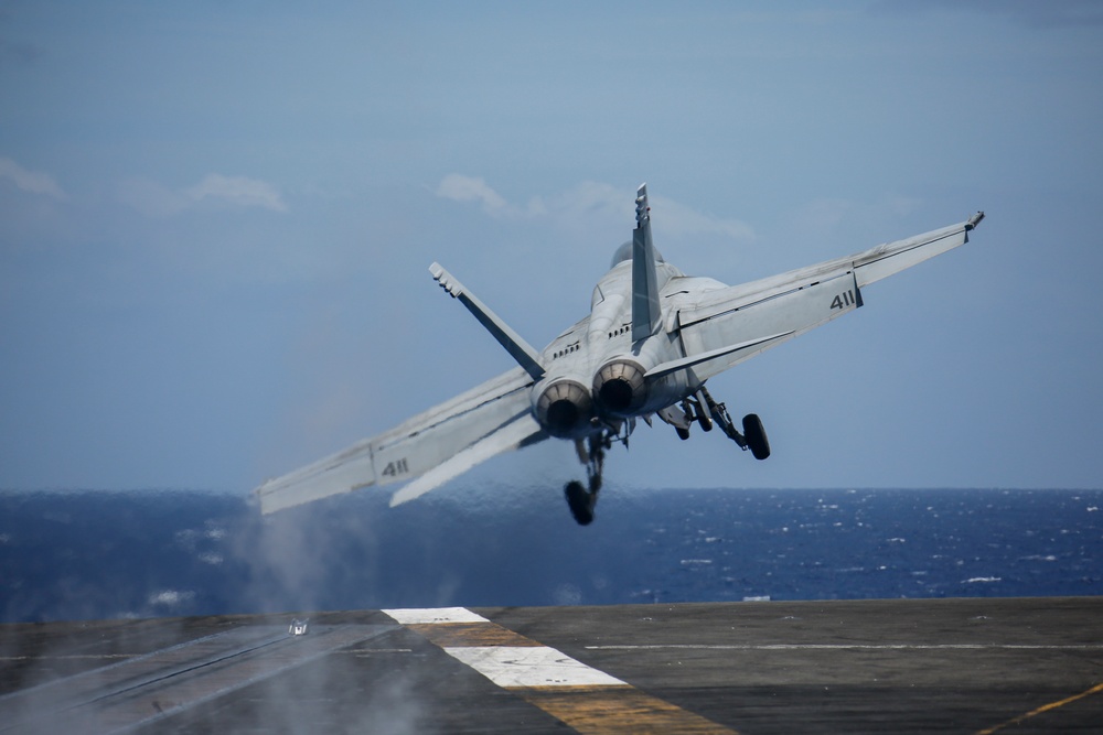 Abraham Lincoln conducts flight operations