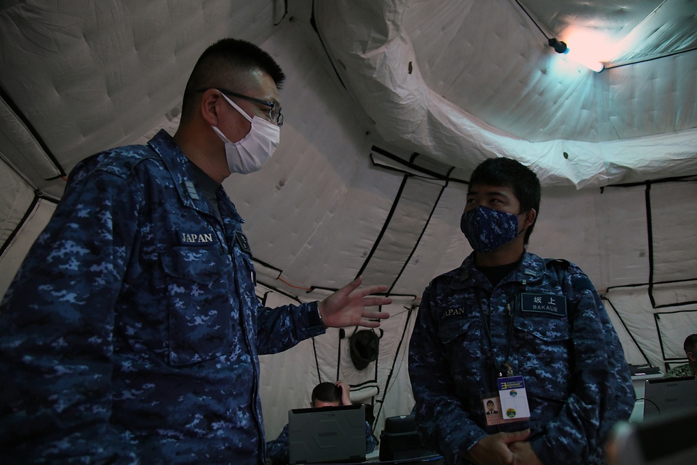 Multinational Forces Work Together at HADR Camp