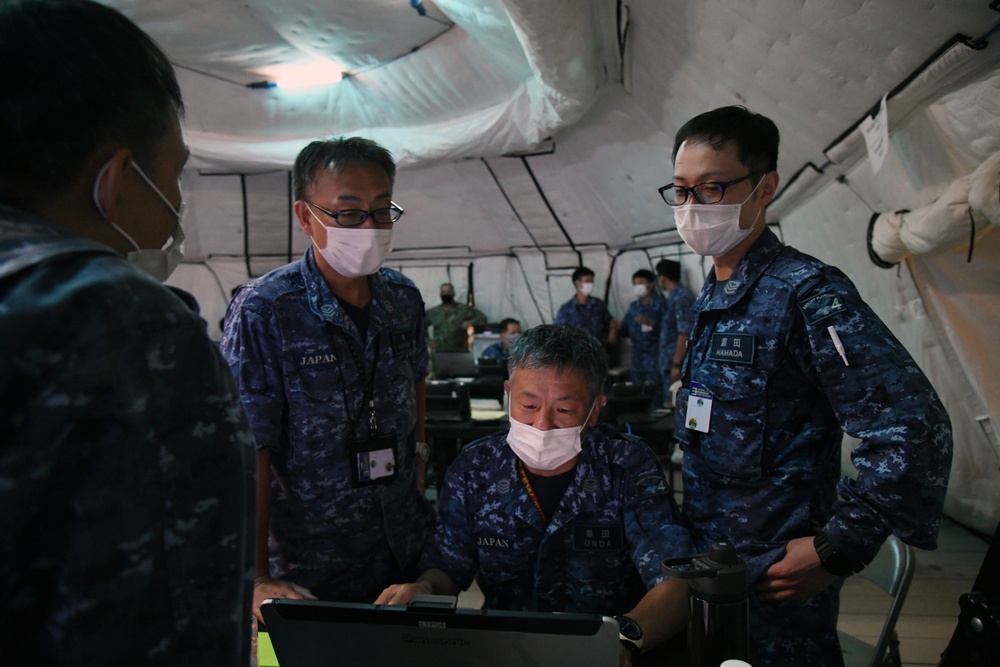Multinational Forces Work Together at HADR Camp