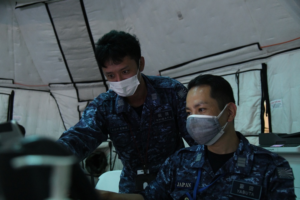 Multinational Forces Work Together at HADR Camp