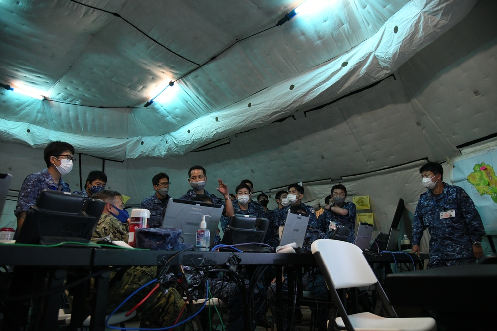 Multinational Forces Work Together at HADR Camp