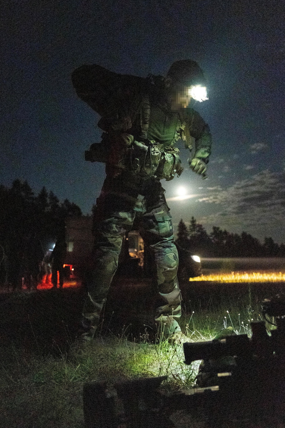 International Specialty Training Center Night Sniper Course