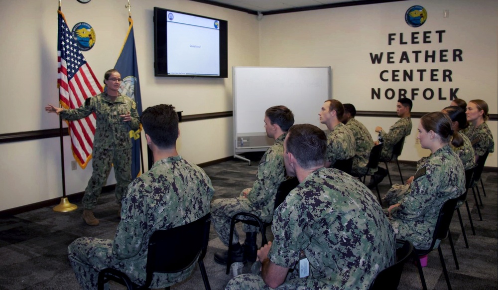 U.S. Naval Academy Midshipmen 2022 Information Warfare (IW) Community Summer Cruise