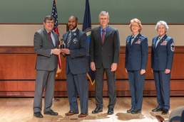 NIWC Atlantic Program Manager Earns NRO Director’s Circle Award