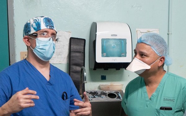 Joint Task Force-Bravo leadership visits with HEART 22 members at Hospitals Ecuelsa, San Felipe