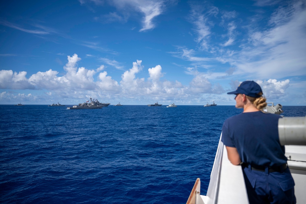 RIMPAC 2022 Fleet Sails in Formation