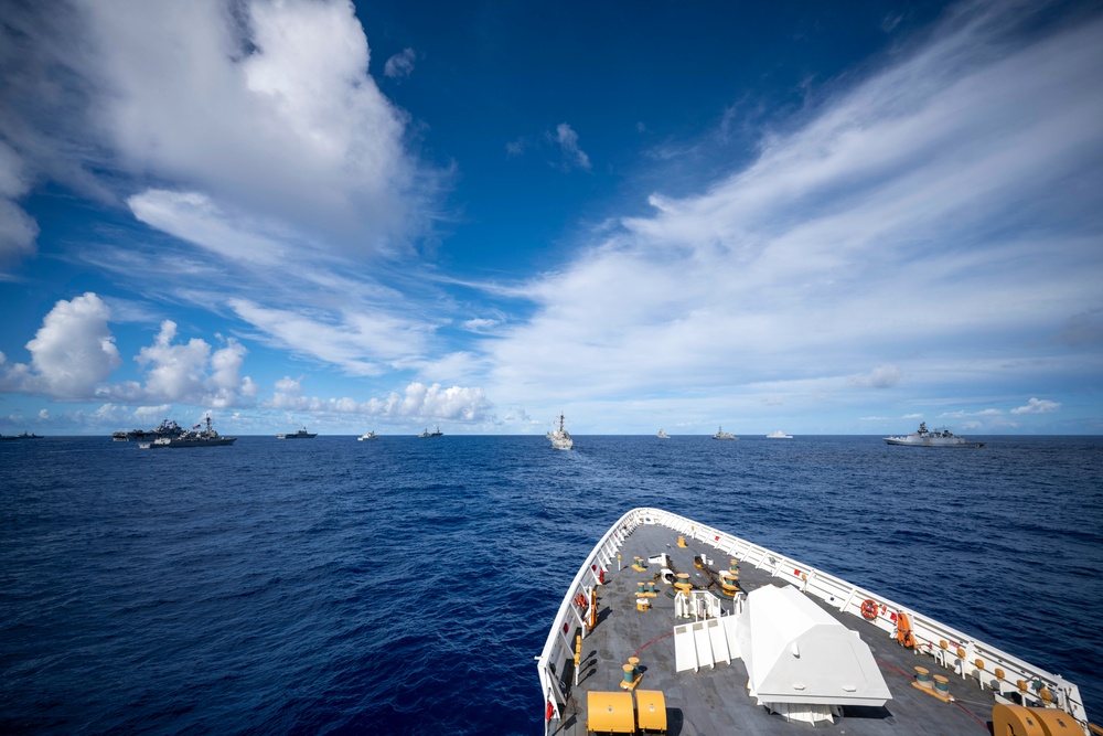 RIMPAC 2022 Fleet Sails in Formation