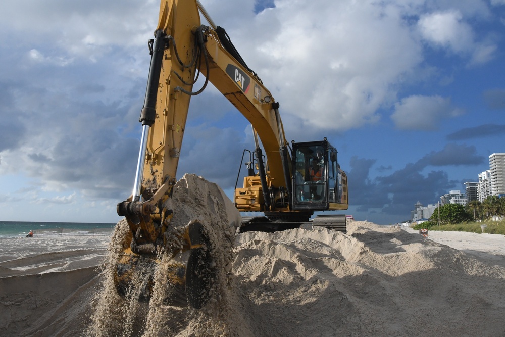 Jacksonville District continues beach placement on Indian Beach Park segment of Miami Beach shoreline protection Project