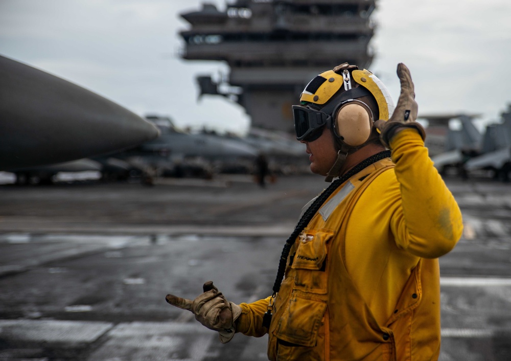 USS Ronald Reagan (CVN 76) conducts flight operations