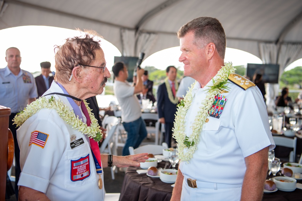 U.S Pacific Fleet and ROK Navy Commemorate Armistice Day