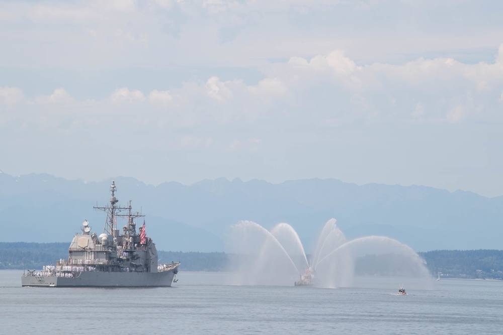 DVIDS Images Fleet Week Seattle 2022 Kicks Off With Parade of Ships