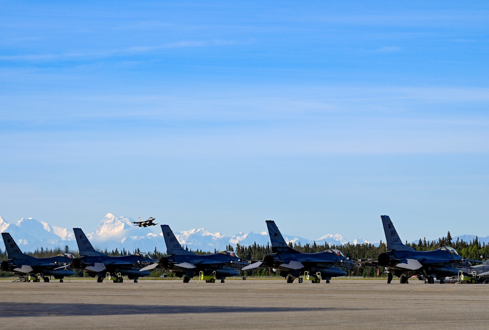 RF-A 22-3 takes flight at Eielson