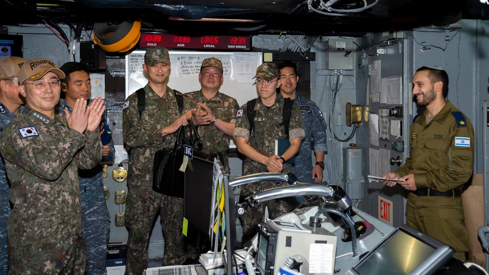 USS Essex Participates in RIMPAC 2022